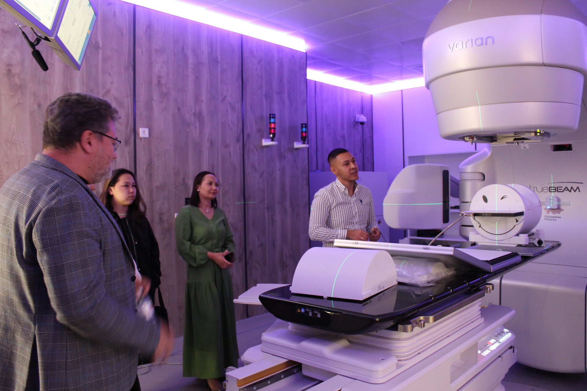 С Международным днём радиологии